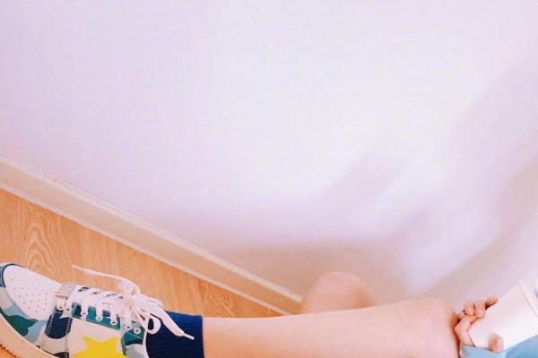 邻家女孩林允休闲写真(9)