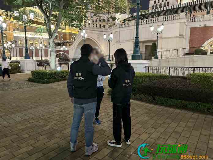 澳門警方歲晚巡查截獲三換錢黨 確保春節期間治安及人流秩序 澳門警方歲晚巡查截獲三換錢黨 確保春節期間治安及人流秩序