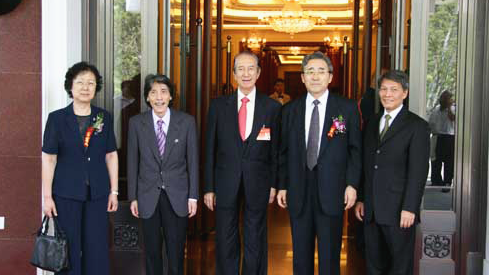 澳门励骏和赌王的关系