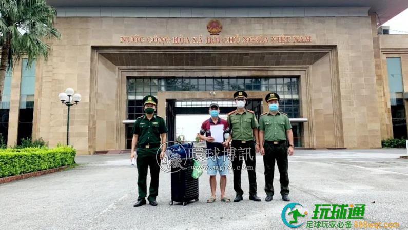 越南芒街口岸：一名中国男子被驱逐出境、因违反出入境法
