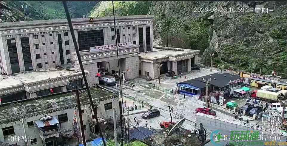 人在灾难面前犹如一只蚂蚁