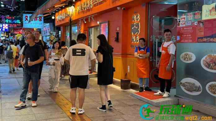 澳门8月饮食商户营业额按年少一成  零售额同比跌22%