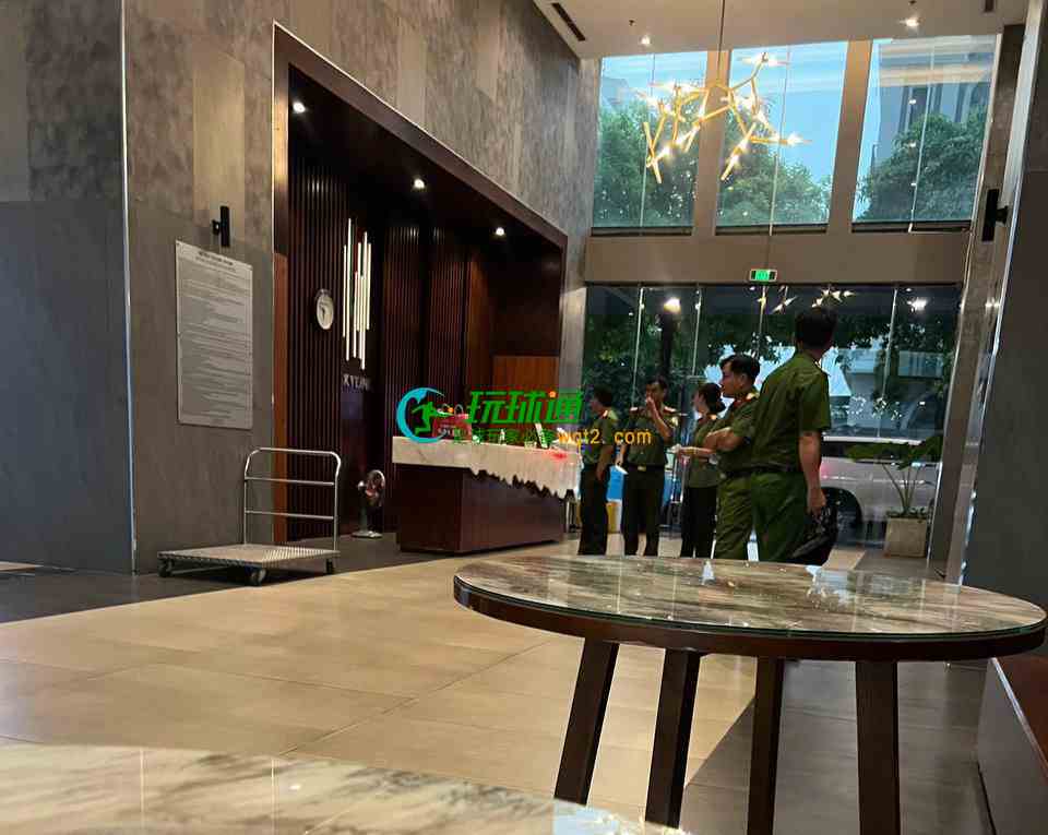 网传胡志明7郡警方排查护照信息